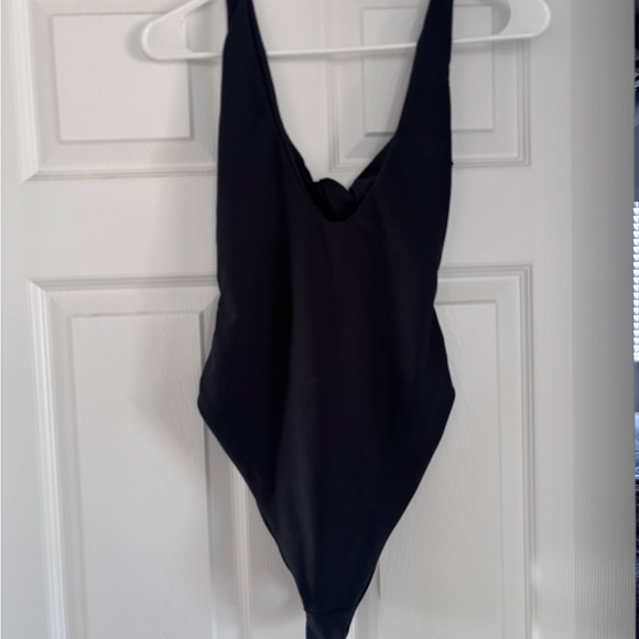 Skatie Chloe One Piece - Picture 3 of 6